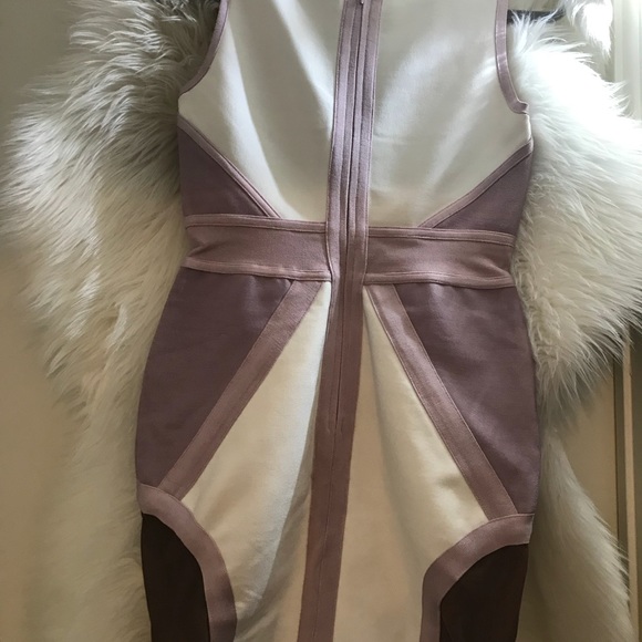 IZA two tone dress with mesh - Picture 3 of 4